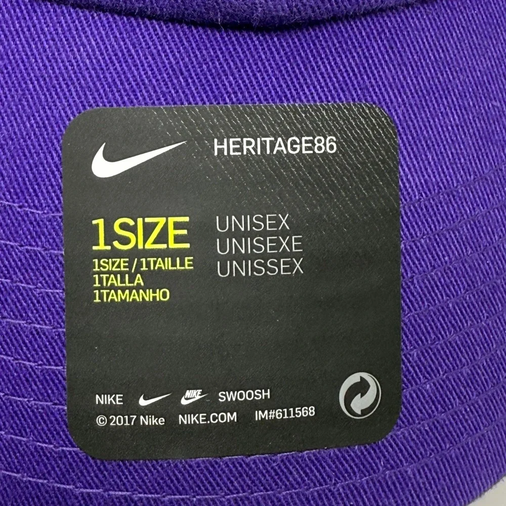 Nike Heritage86 The Van Purple Unisex 1 Size Adjustable Baseball Cap‎ NWT
